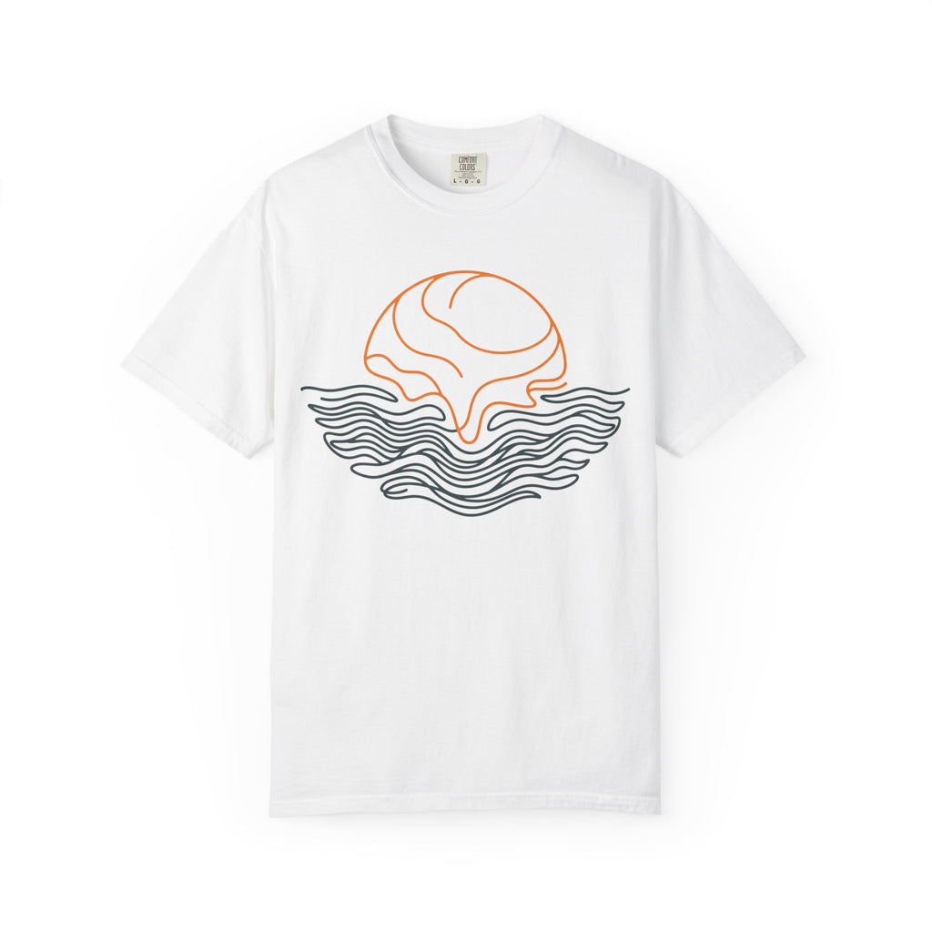 Line-Art Sunrise & Waves T‑Shirt